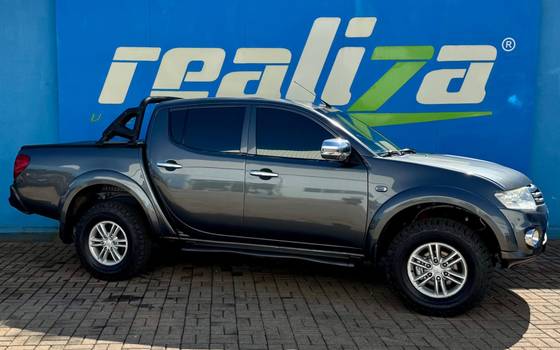 MITSUBISHI L200 TRITON 3.2 HPE 4X4 CD 16V TURBO INTERCOOLER DIESEL 4P AUTOMÁTICO MITSUBISHI L200 TRITON 3.2 HPE 4X4 CD 16V TURBO INTERCOOLER DIESEL 4P AUTOMÁTICO